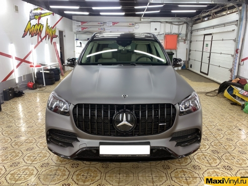 Полная оклейка Mercedes-Benz GLS в серый матовый металлик 